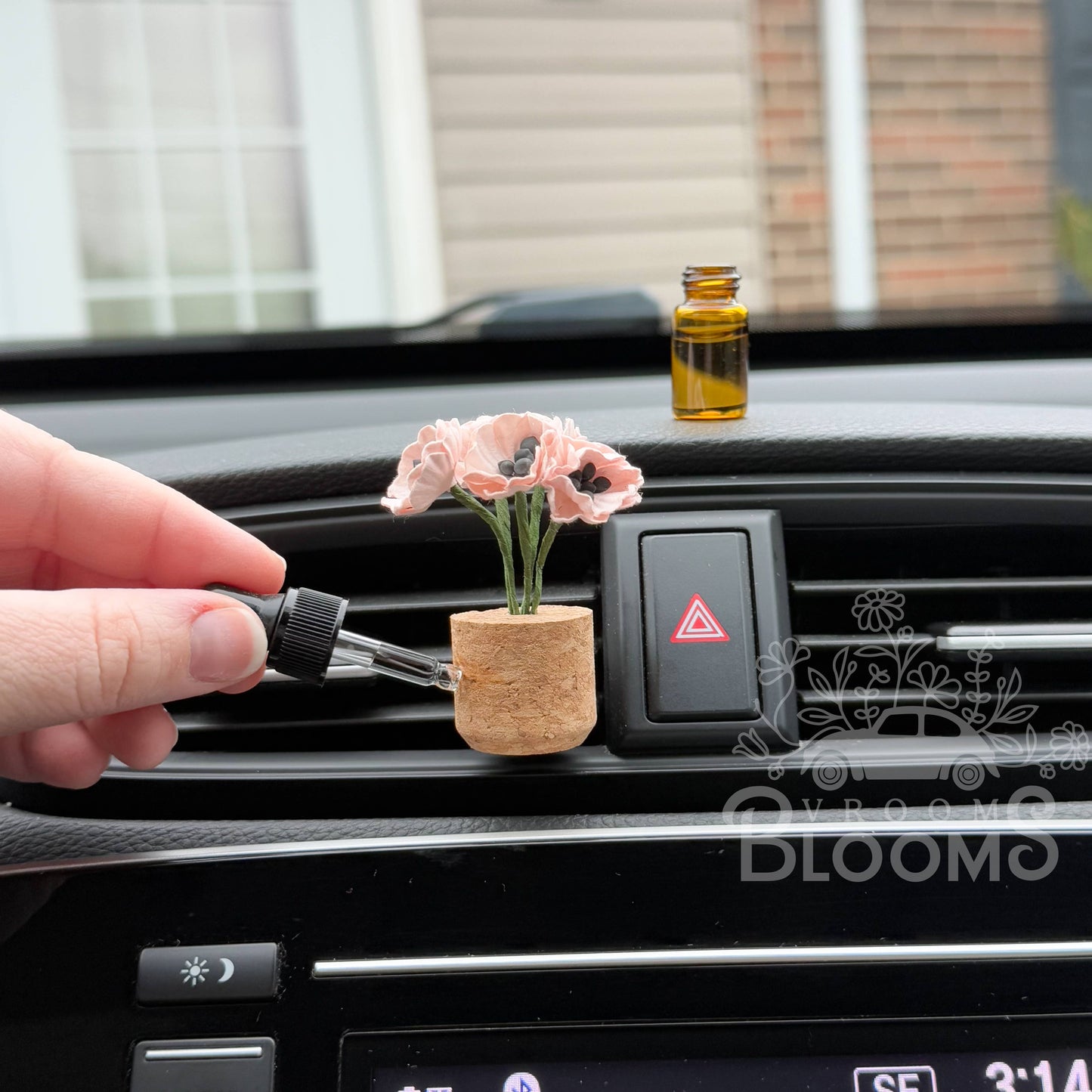 Poppy Flower Car Vent Clip Air Freshener Diffuser (Reusable)